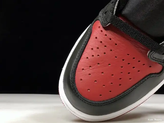 Kicktheory Retro 1 High Banned 555088-001 OG Jordan Air 0514